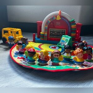 Little People School House 2007